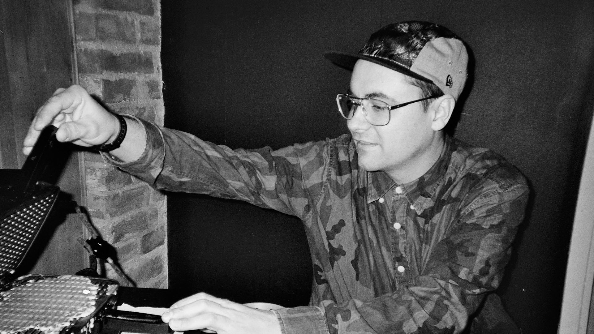 Паша Magnum Pi / Gameboy Tetris — человек, который объединял